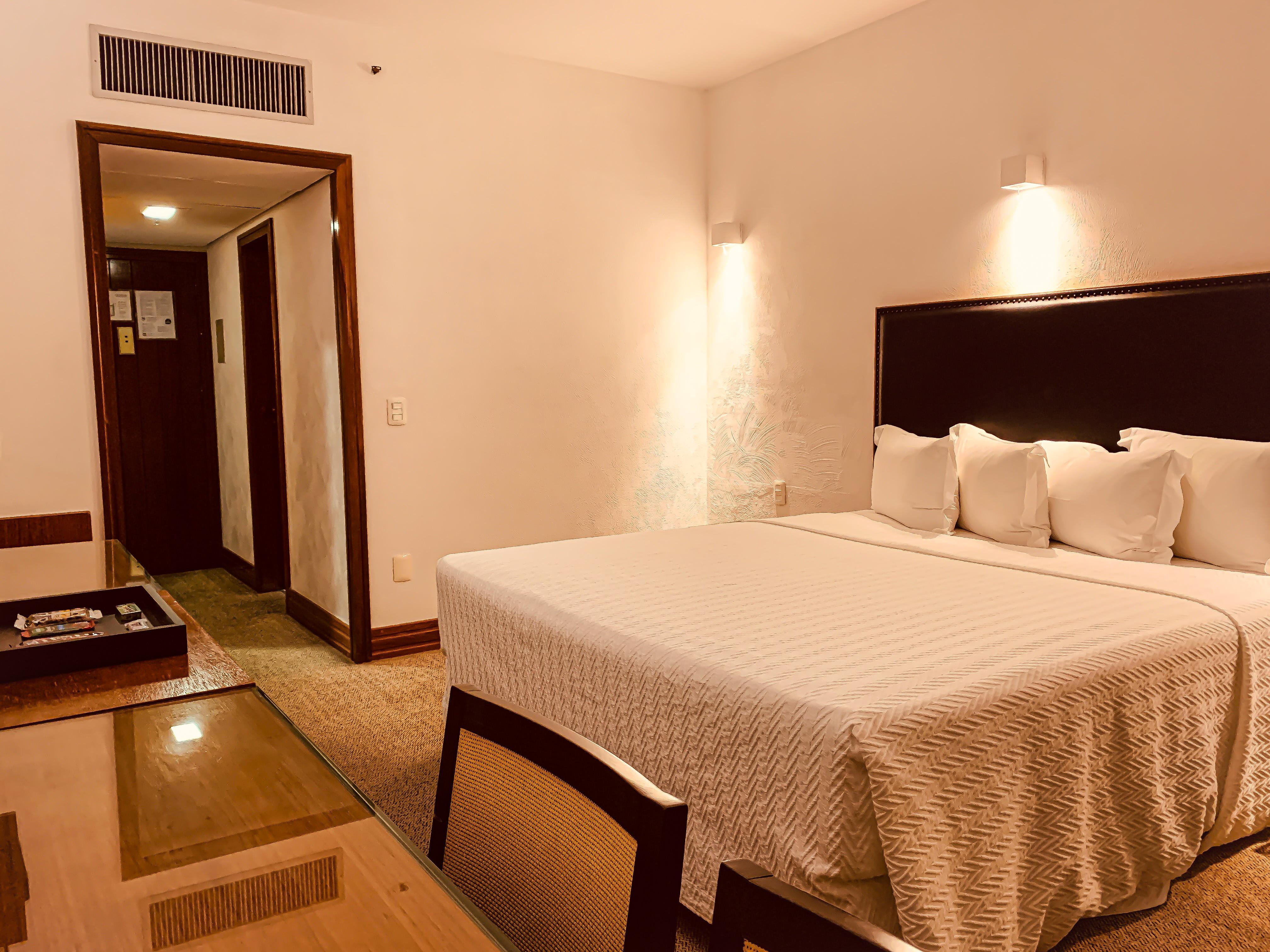 Ouro Minas Hotel Belo Horizonte, Dolce By Wyndham Екстер'єр фото A room at the hotel