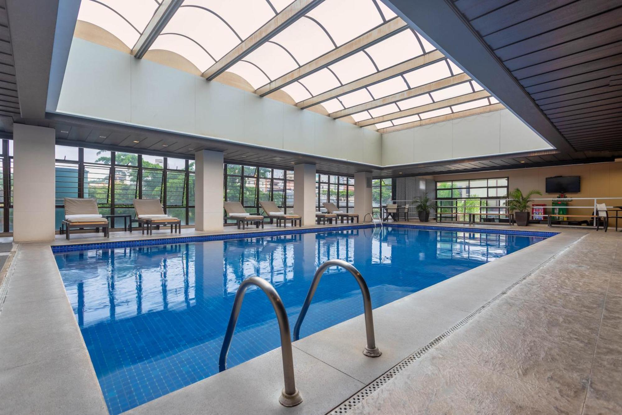 Ouro Minas Hotel Belo Horizonte, Dolce By Wyndham Екстер'єр фото Indoor pool